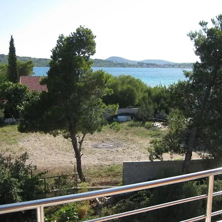 Appartement Fuer 5 Personen Ca 60 Qm In Srima, Dalmatien Norddalmatien